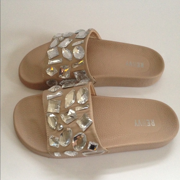 NEW RENVY NEW Leather Embellished Nude Slides - Picture 5 of 9
